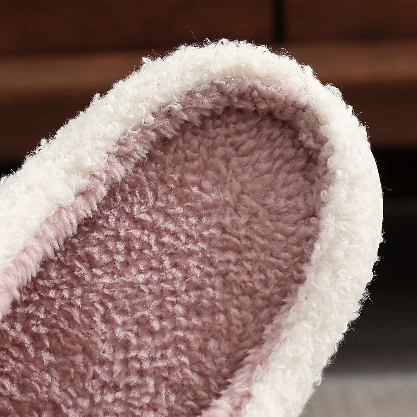 Christmas Plaid Santa Claus Winter Indoor Non-slip Floor Fuzzy Slippers
