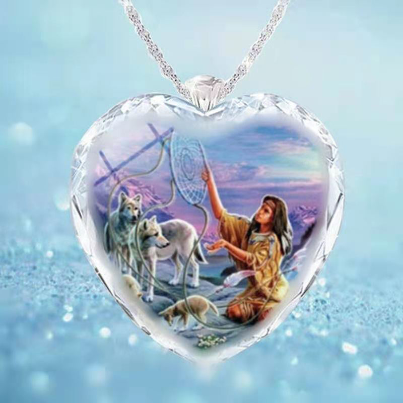 Heart-shaped Crystal Girl Gray Wolf Pendant Necklace