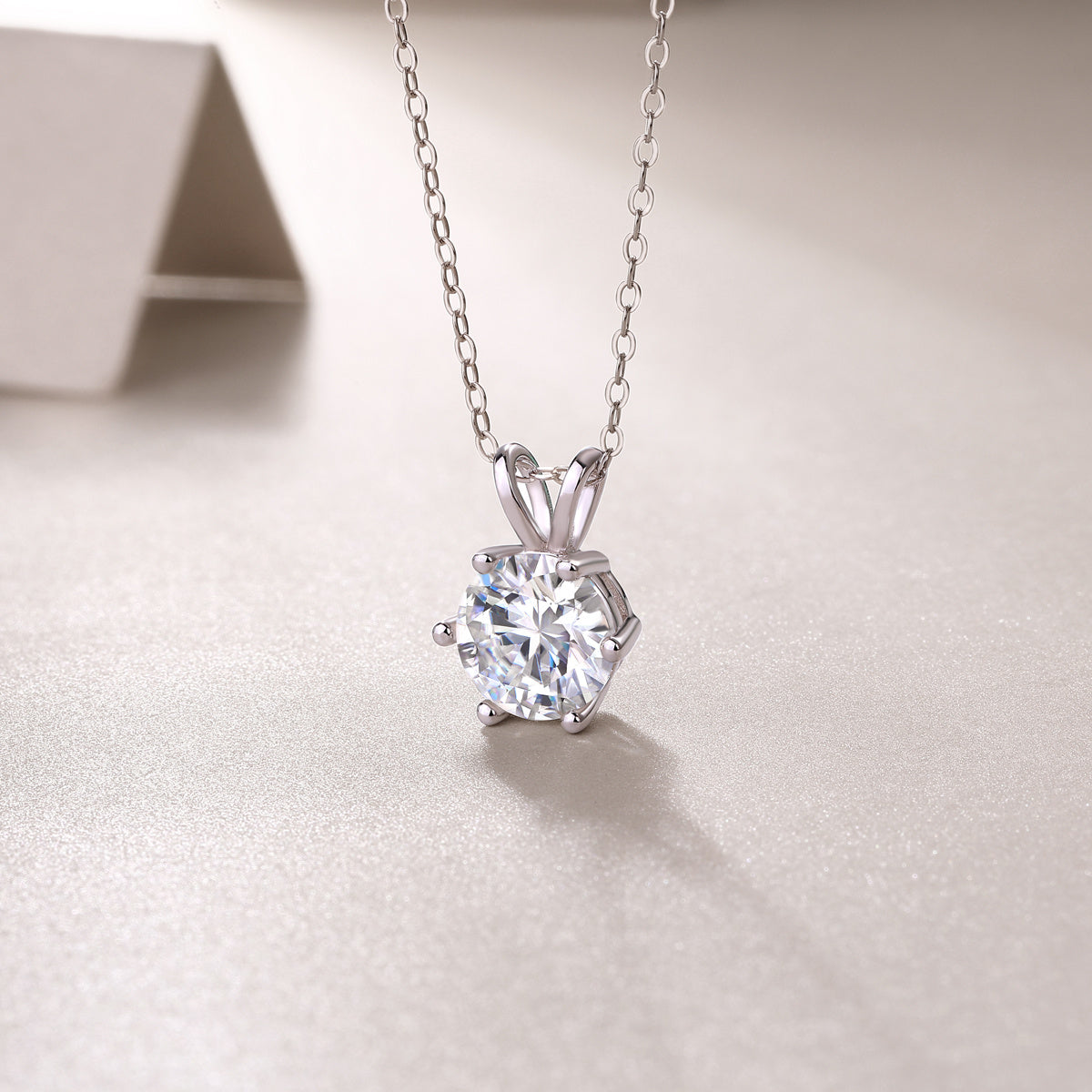 Romantic Mark Luxury Fashion Diamond Pendant Necklace Set With Mosan Diamond Silver Ornaments