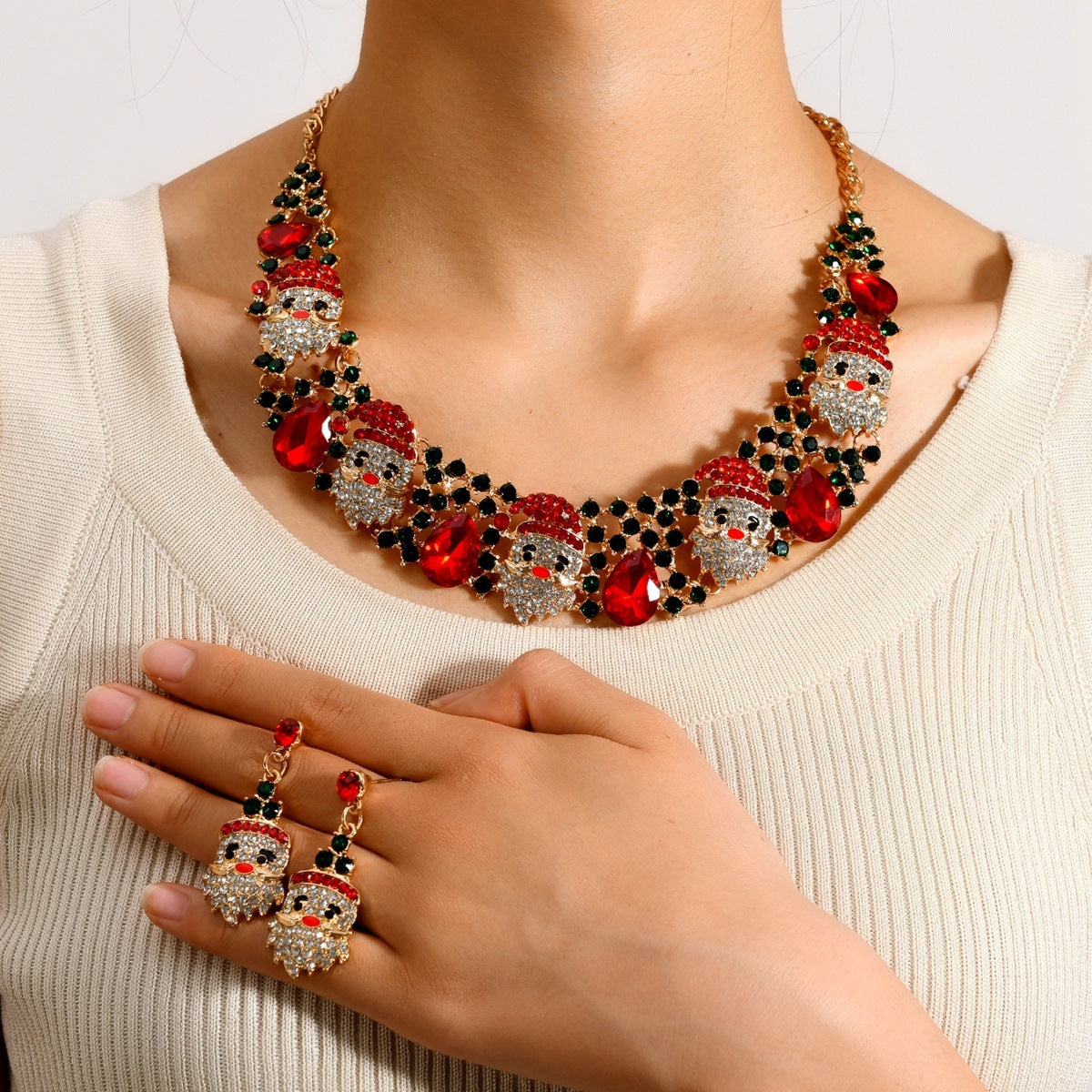 3pcs Christmas Set With Colored Rhinestones Ins Fashionable Shiny Santa Claus Necklace