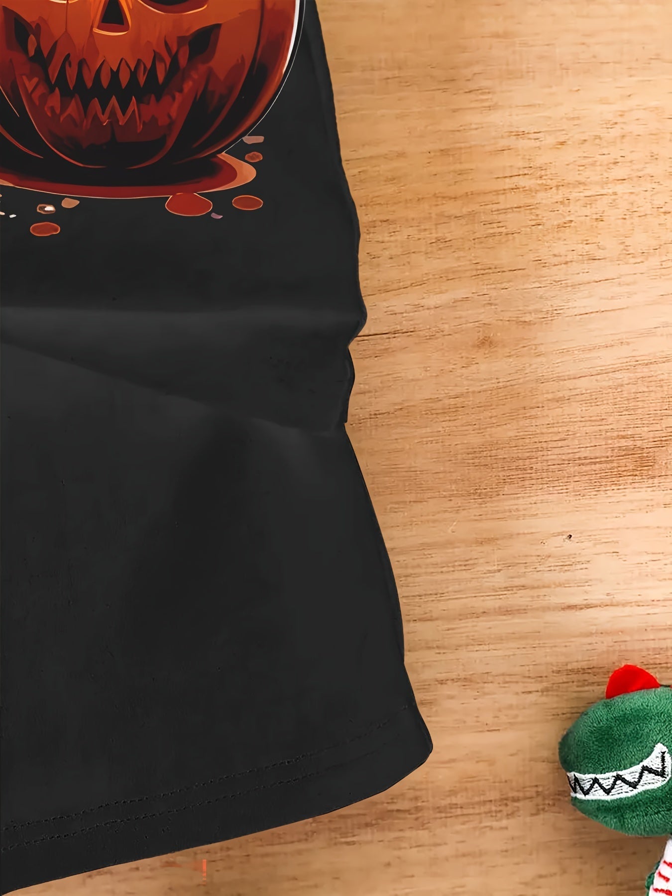 Men's Casual Polyester Round Neck T-shirt With 3D Shark And Halloween Pumpkin Fitted Knit Fabric, Slightly Elastic