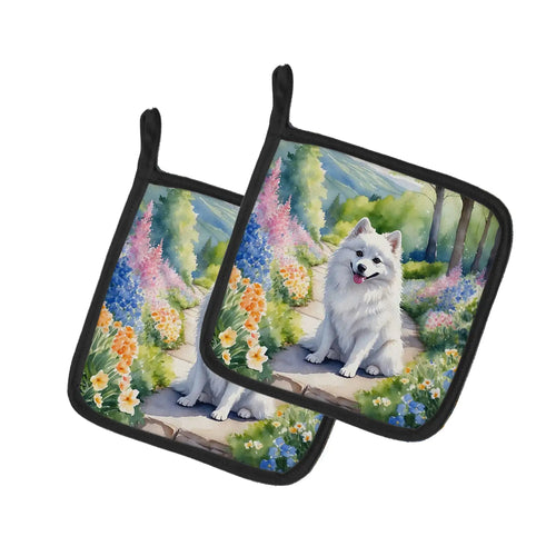 American Eskimo Spring Garden Pair of Pot Holders