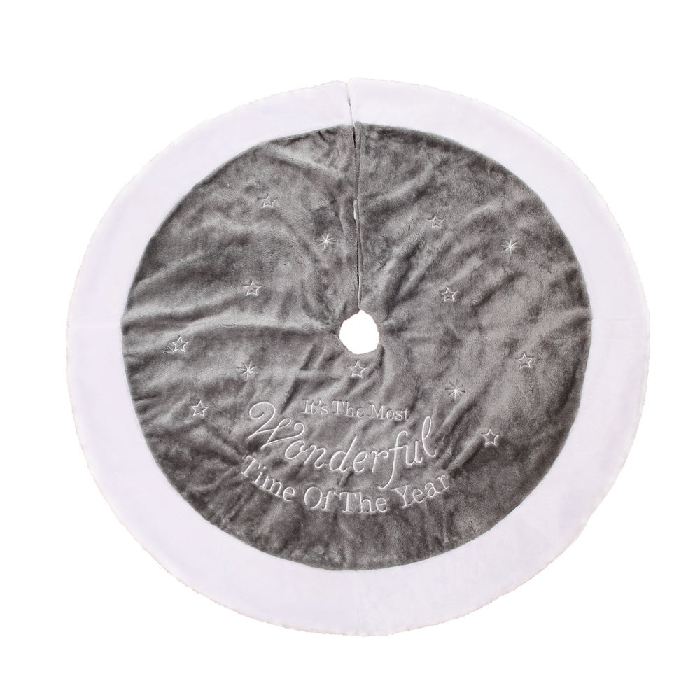 Christmas tree skirt decorations, gifts, scene matching