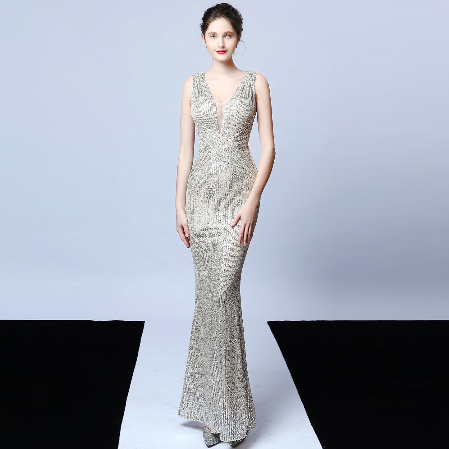 Sleeveless Sequined Atmosphere Queen Fishtail Evening Gown