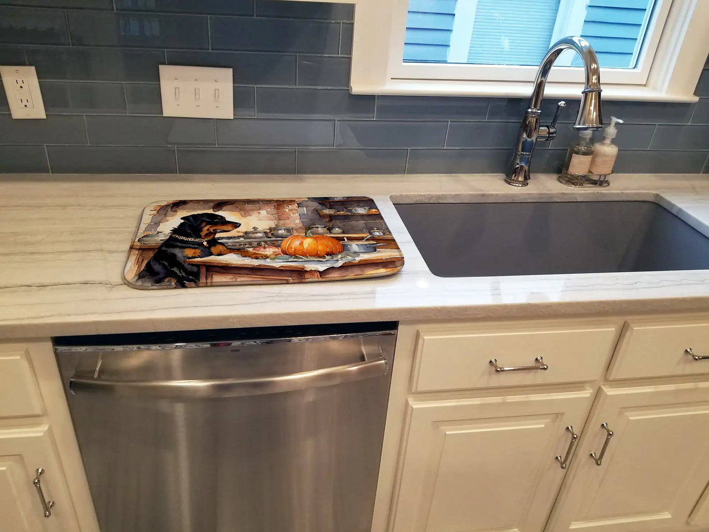 Rottweiler Fall Kitchen Pumpkins Dish Drying Mat