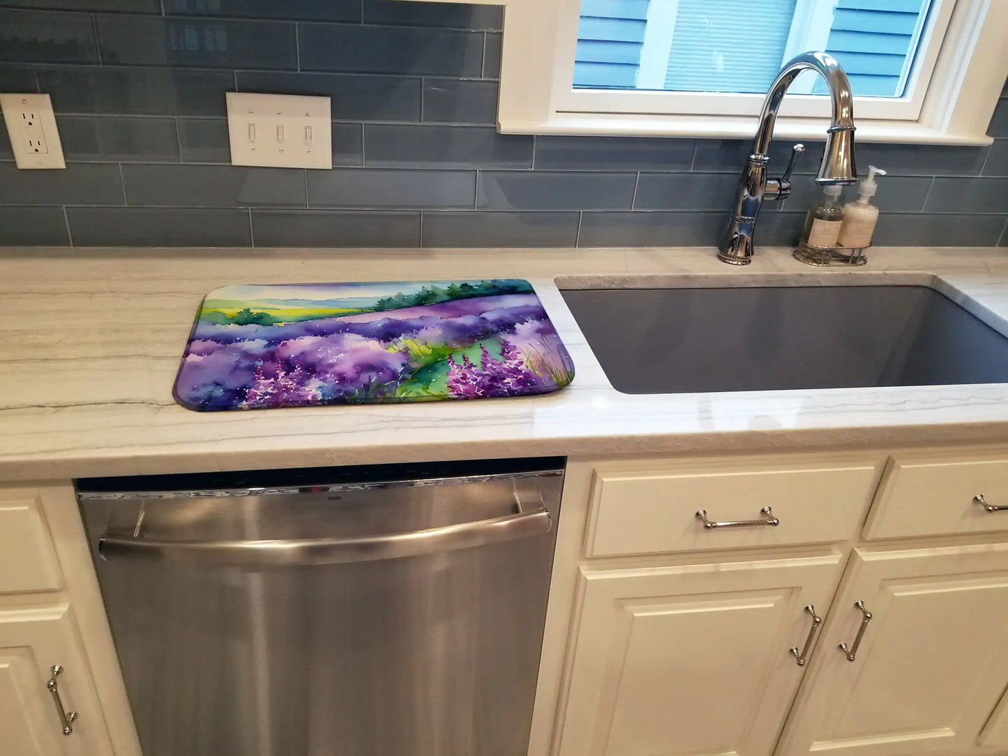 New Hampshire Purple Lilac in Watercolor Dish Drying Mat