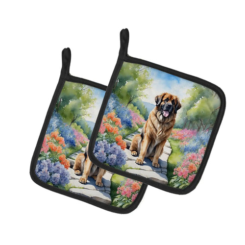 Leonberger Spring Path Pair of Pot Holders