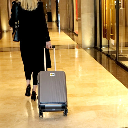 Biggdesign Moods Up 20" Luggage with Cup Holder and USB Port, Silver