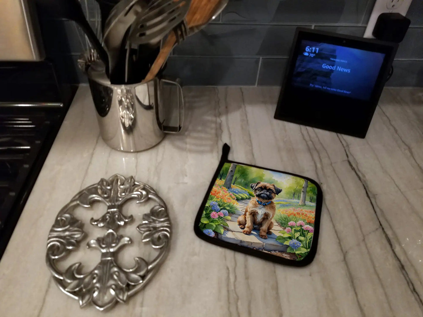 Brussels Griffon Spring Path Pair of Pot Holders