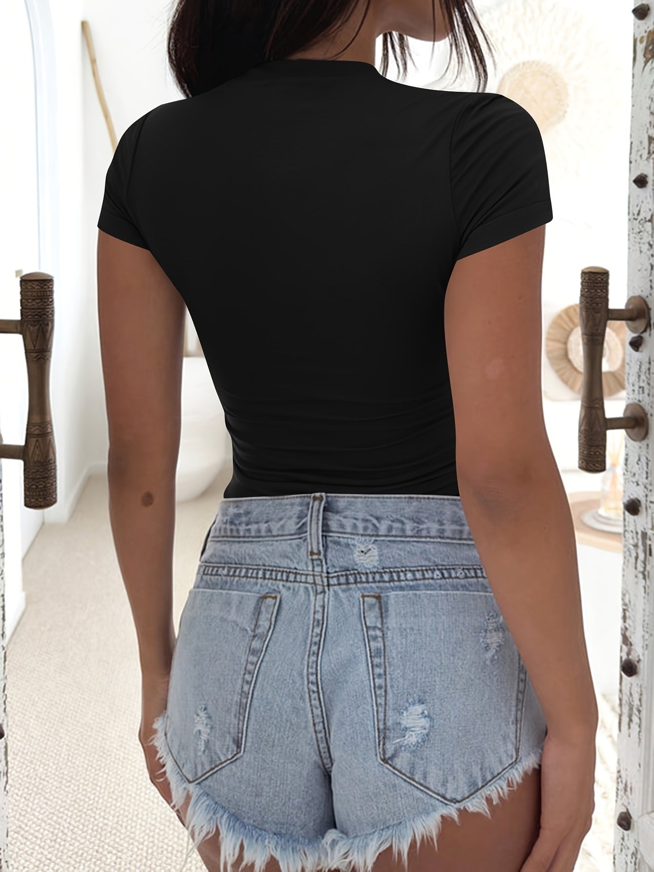 2 Piece Set Of Women's Slim Fit Fashion Short Sleeve V-Neck T-Shirt