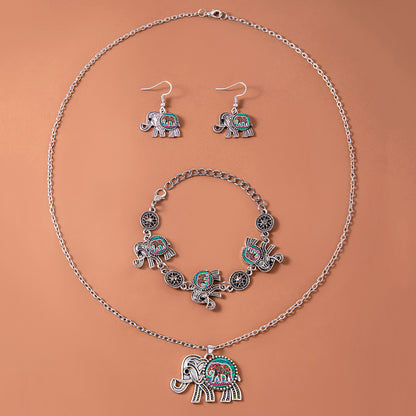 Vintage Silver Elephant Jewelry Set For Women
