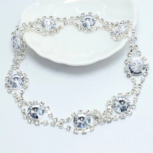Light Luxury Niche Design, High-end Feel, Super Sparkling Rhinestone Necklace