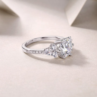 Luxury Fashion Diamond Ring Moissanite Silver Ring