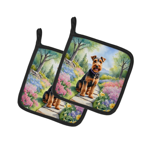 Welsh Terrier Spring Path Pair of Pot Holders